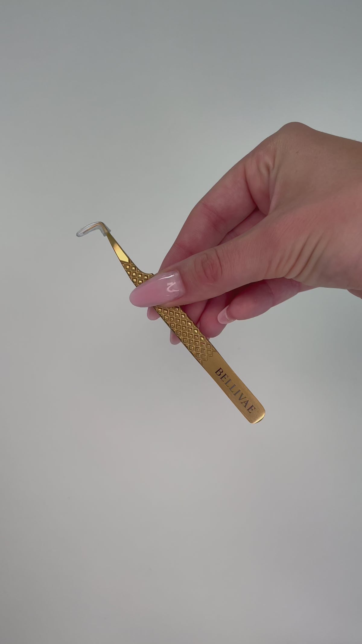 Video laden: One by One Tweezer