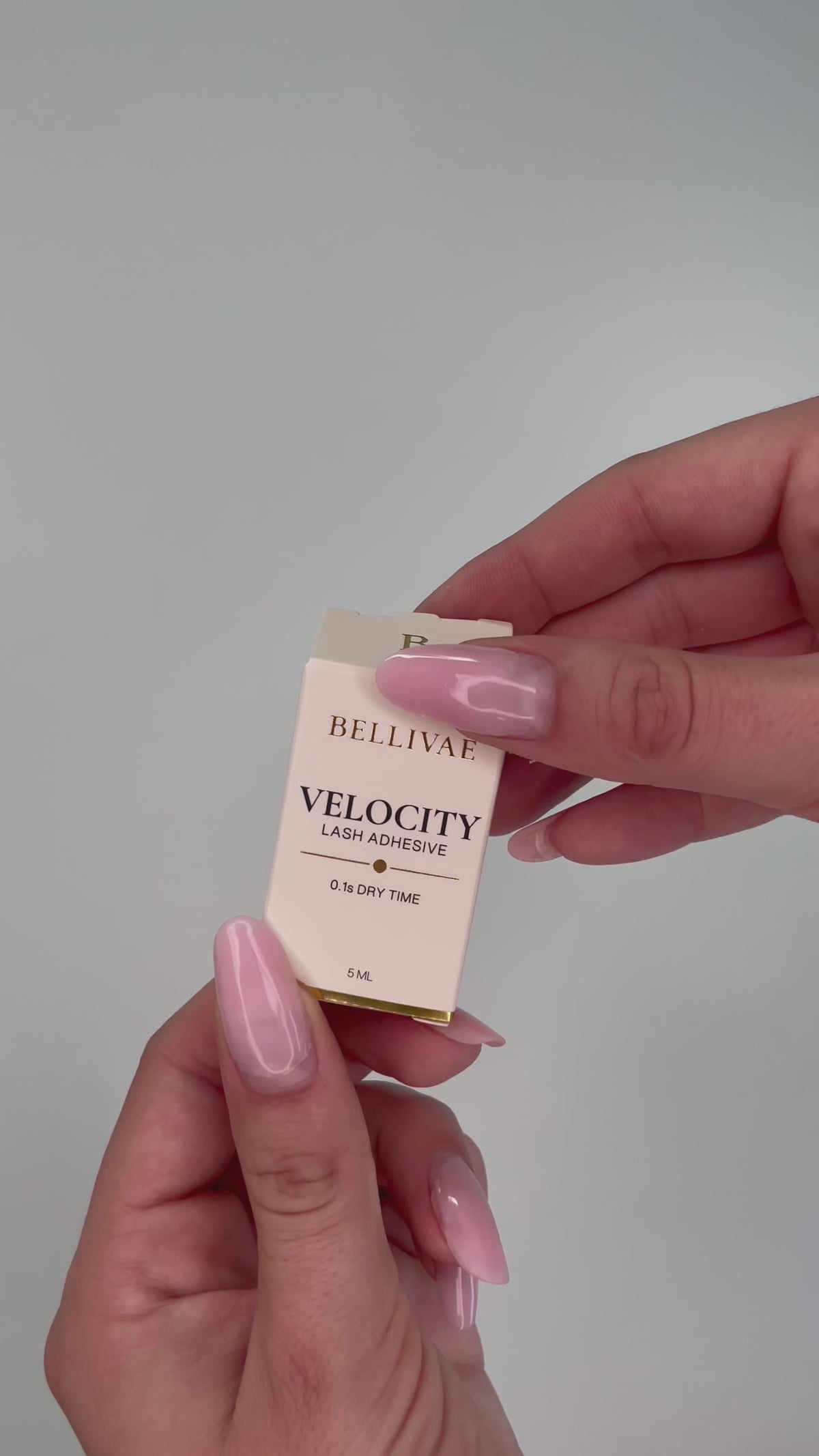 Video laden: Velocity Lash Adhesive | 0.1 sec | 5 ml